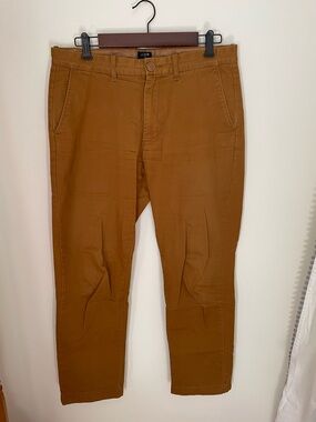 J. Crew The Sutton Men's Chino Pants in Khaki Brown